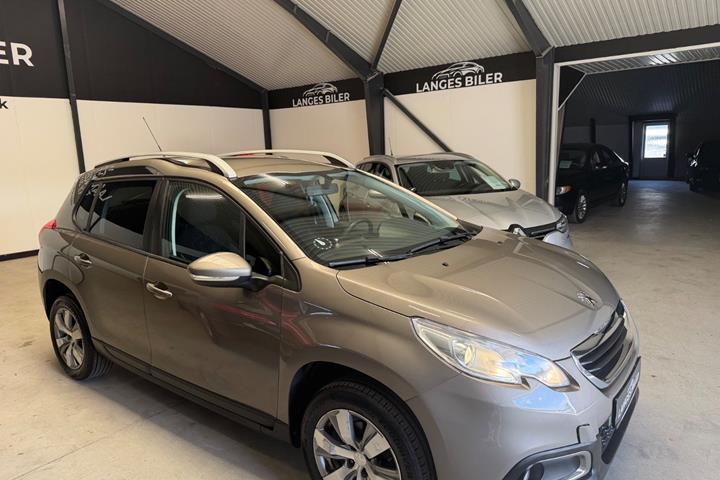Brun Peugeot 2008 fra 2014