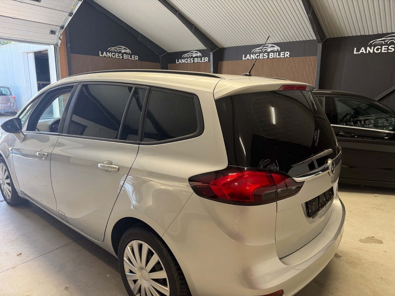 undefined Opel Zafira fra 2016