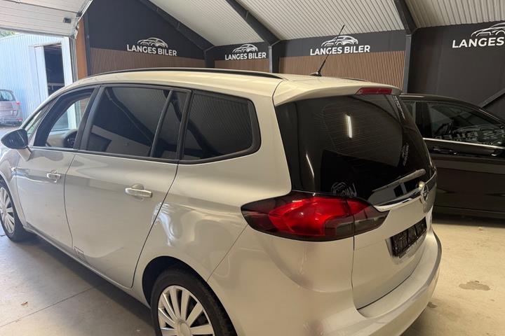 undefined Opel Zafira fra 2016