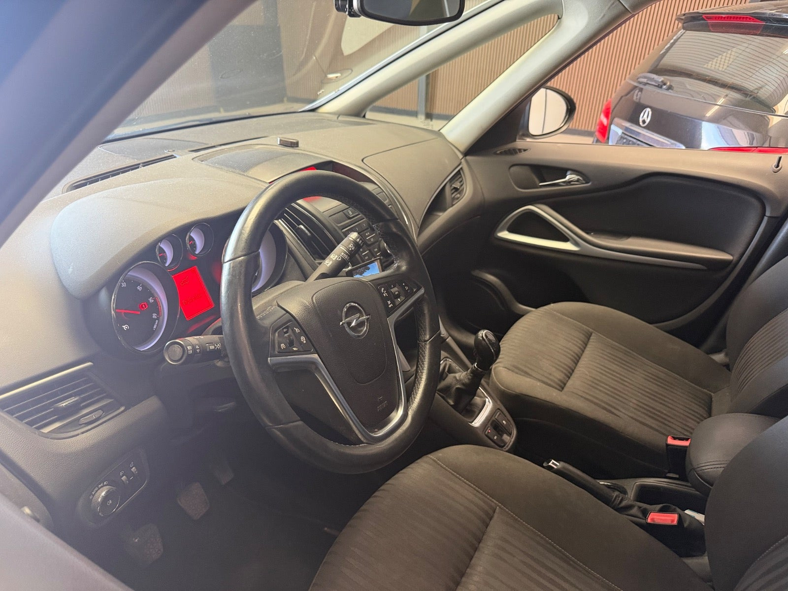 undefined Opel Zafira fra 2016