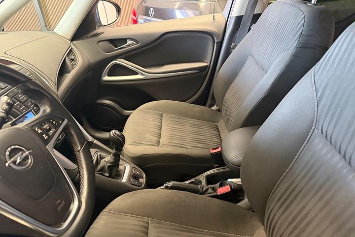undefined Opel Zafira fra 2016