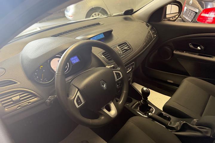 Sølv Renault Megane III fra 2012