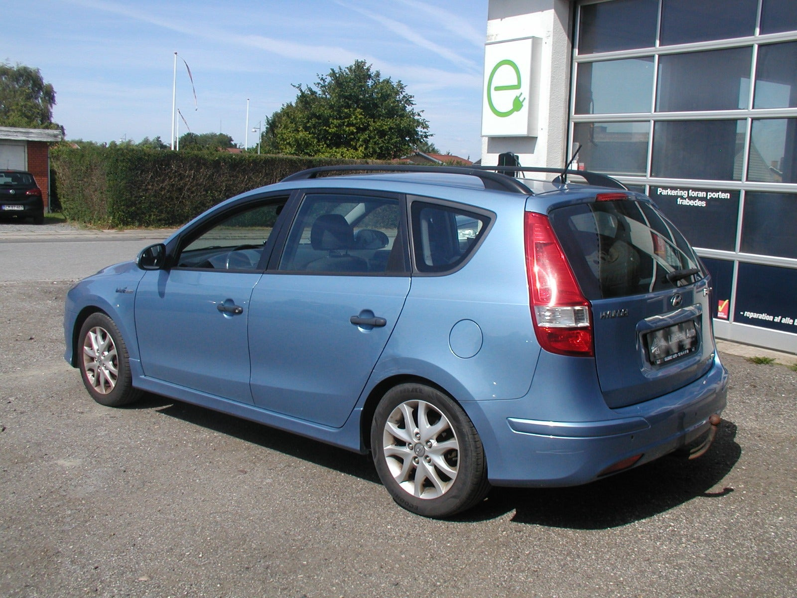 Blå Hyundai i30 fra 2012
