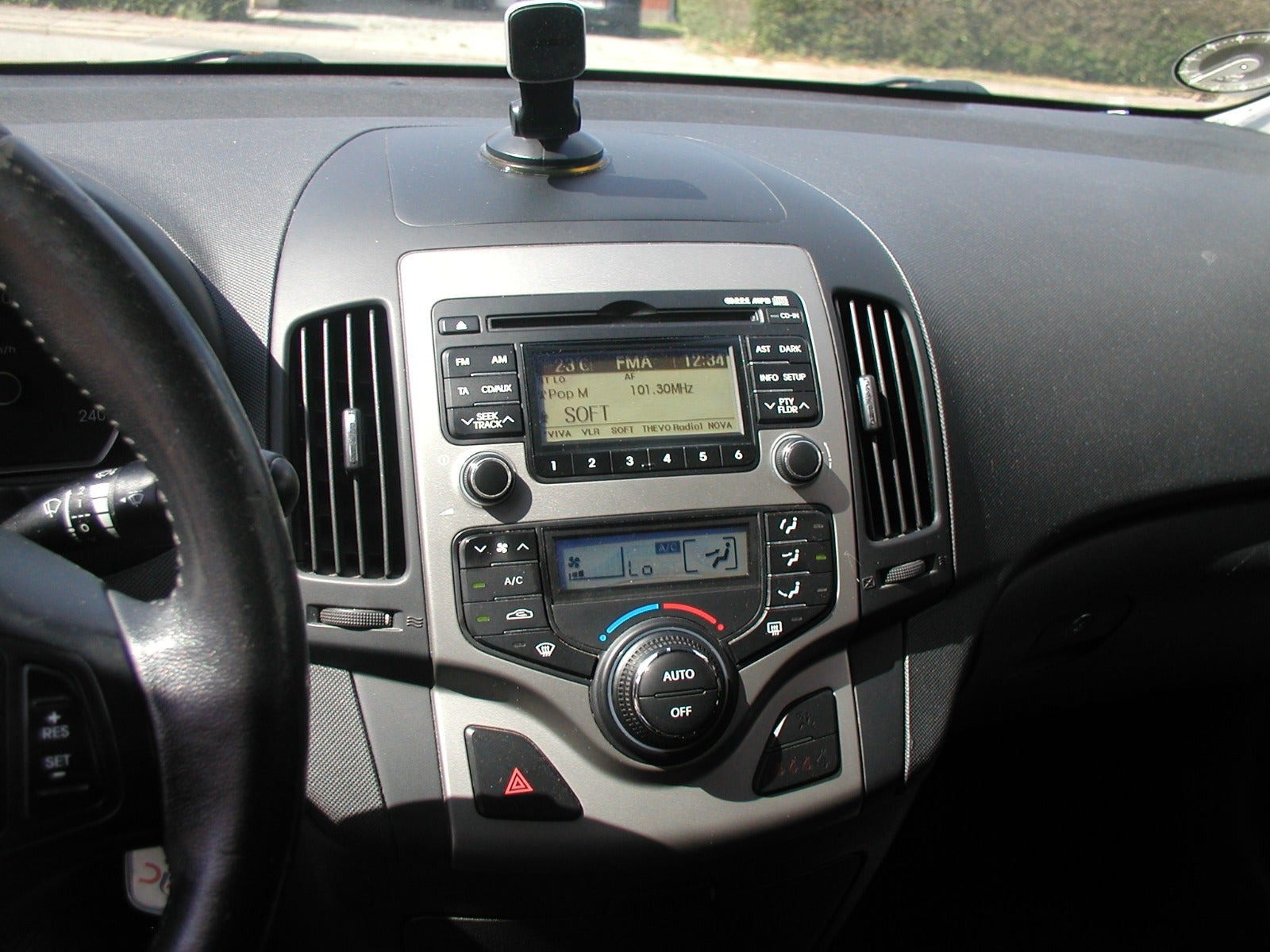 Blå Hyundai i30 fra 2012