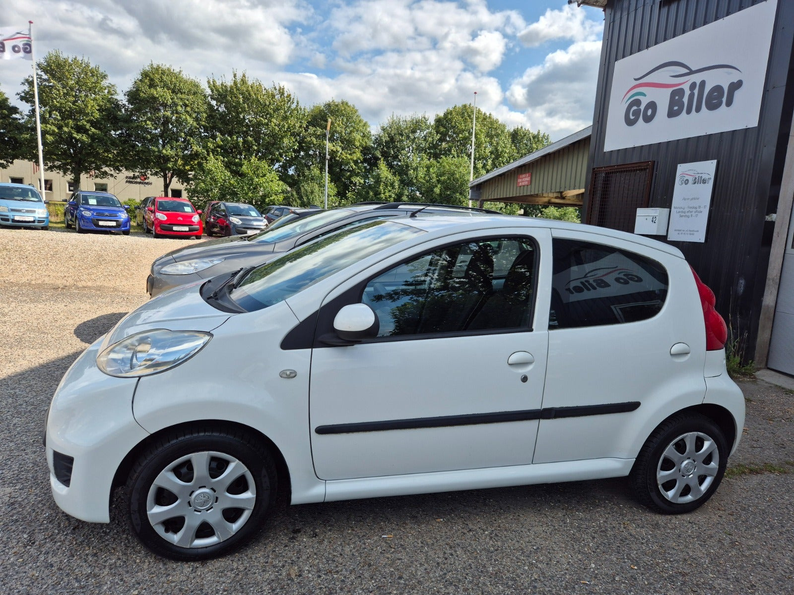 Grøn Peugeot 107 fra 2010