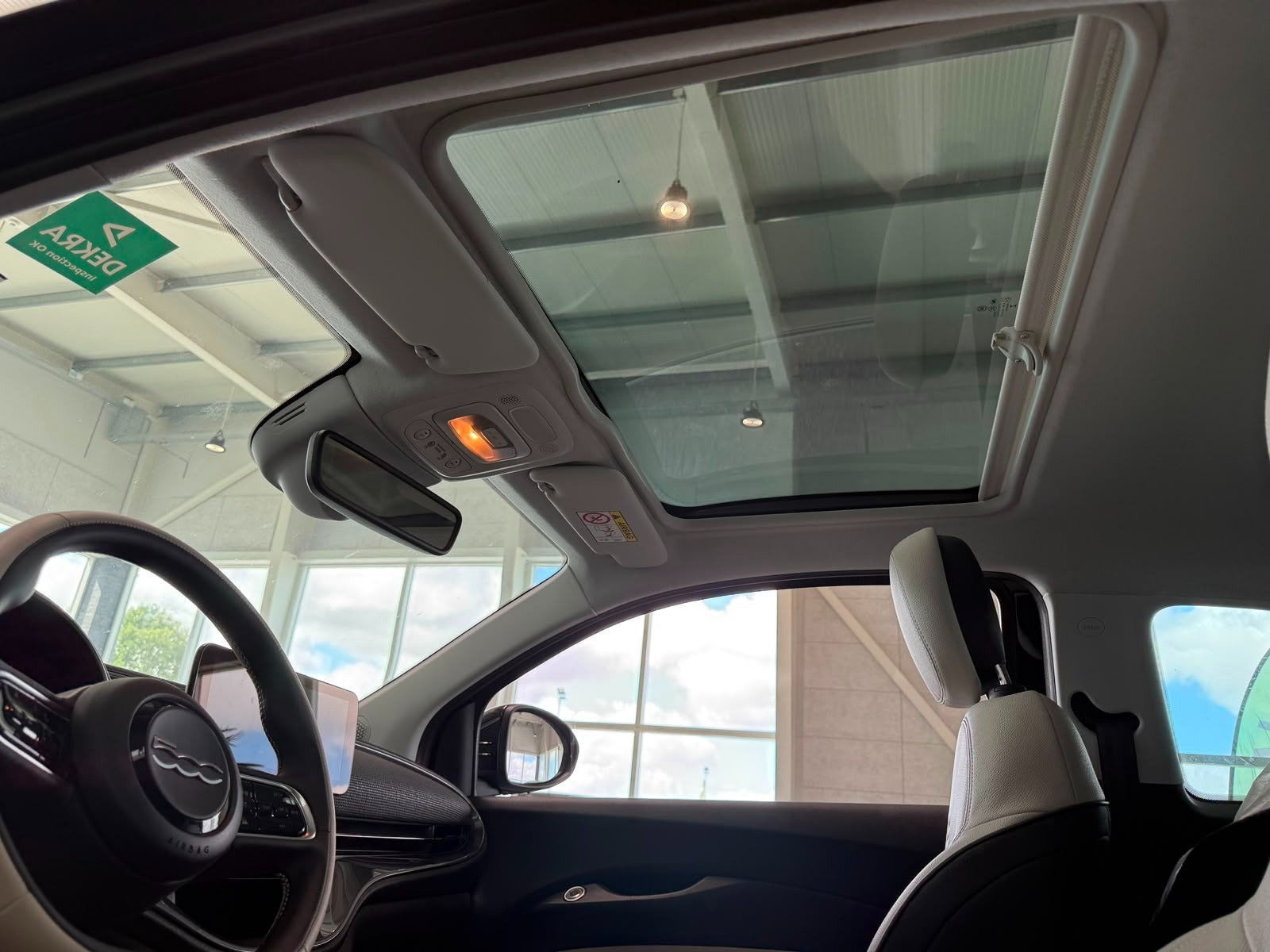 Sort Fiat 500e fra 2023