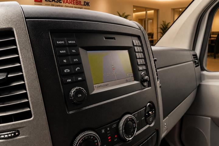 Hvid Mercedes Sprinter 316 fra 2017