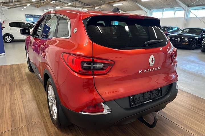 Rød Renault Kadjar fra 2016