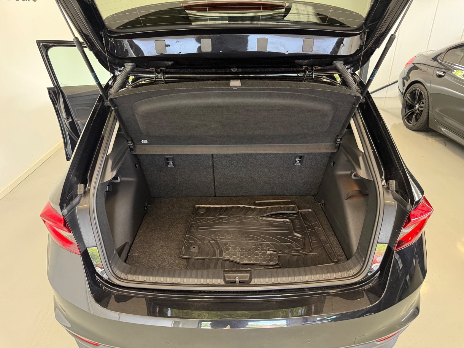 Sort Skoda Fabia fra 2023