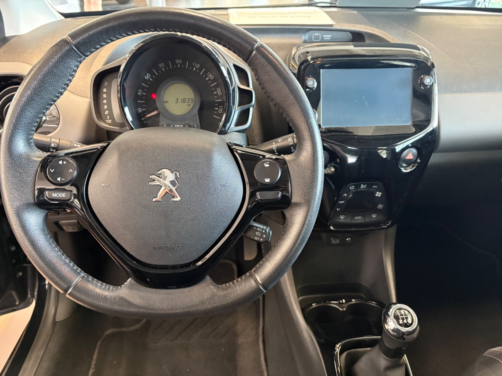 Sort Peugeot 108 fra 2019