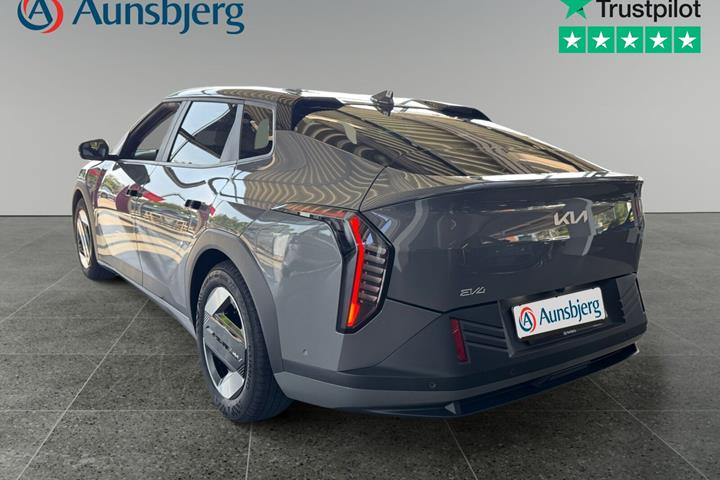 Grå Kia EV4 fra 2026