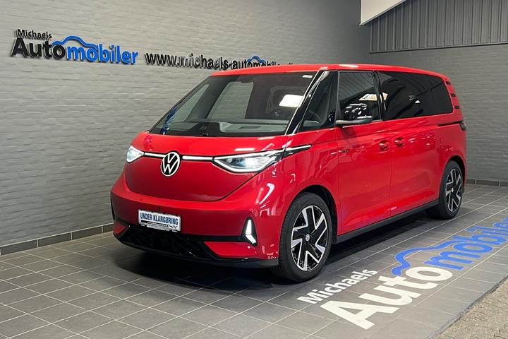 Rød VW ID.Buzz fra 2025