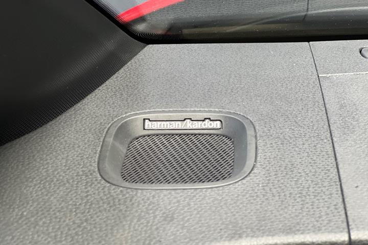 Rød VW ID.Buzz fra 2025