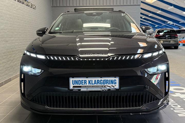 Sort Skoda Enyaq fra 2026