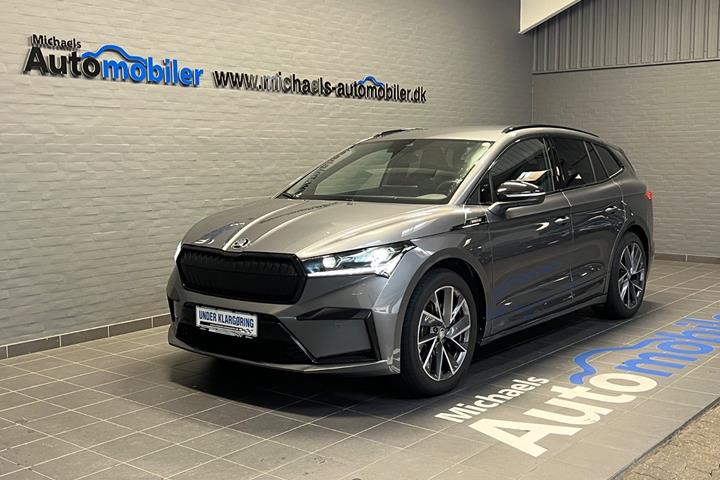 Grå Skoda Enyaq fra 2025