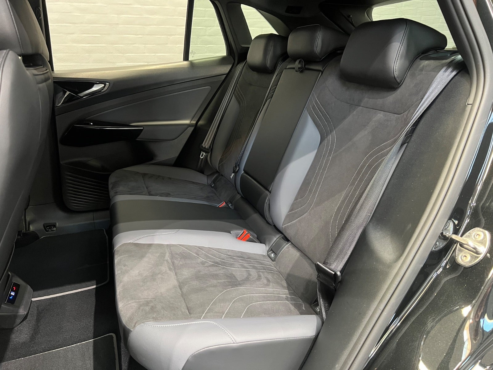 Sort VW ID.4 fra 2023