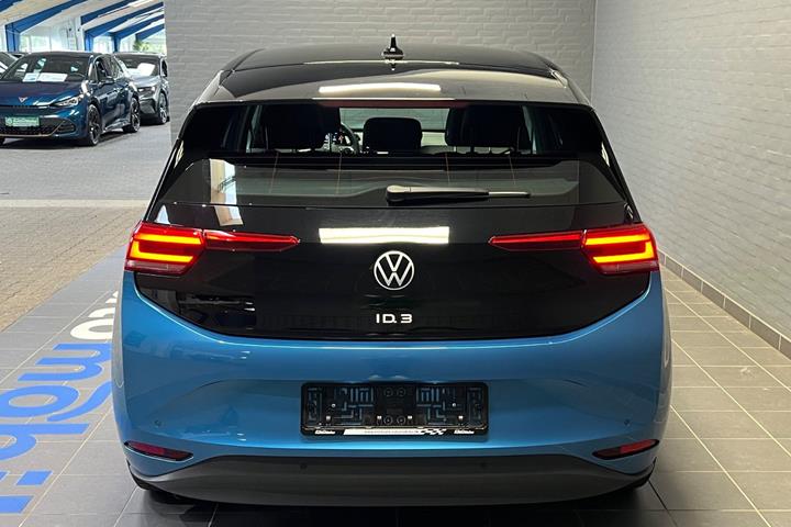 Blå VW ID.3 fra 2024