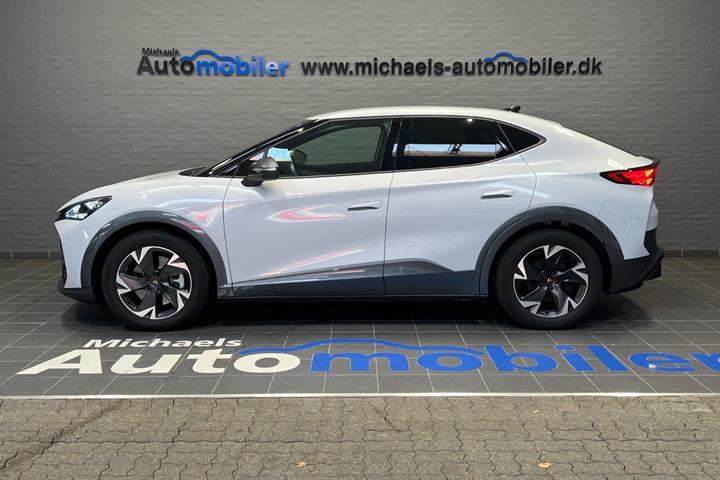 Hvid Cupra Tavascan fra 2024