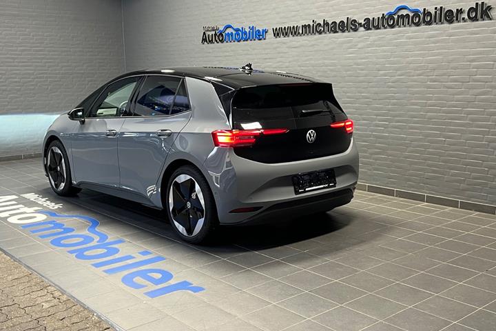 Grå VW ID.3 fra 2025