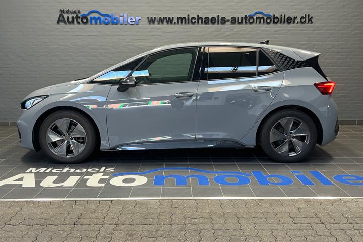 Grå Cupra Born fra 2024