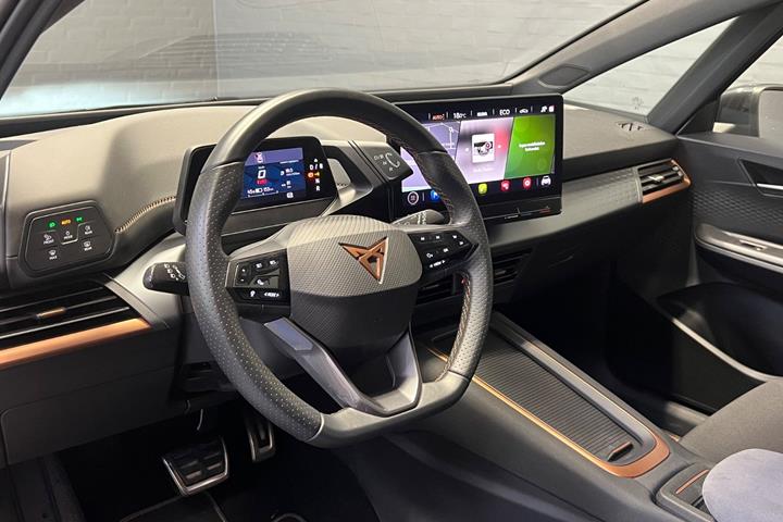 Grå Cupra Born fra 2024