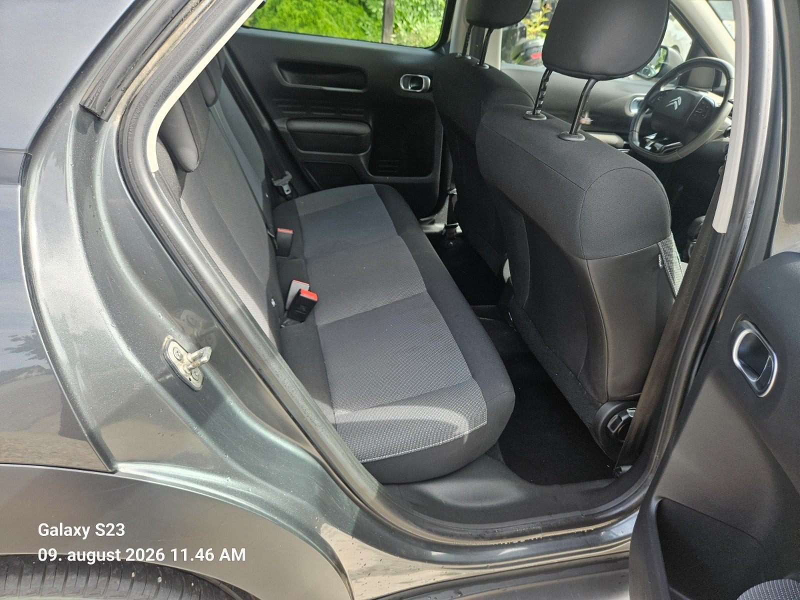 Grå Citroën C4 Cactus fra 2016