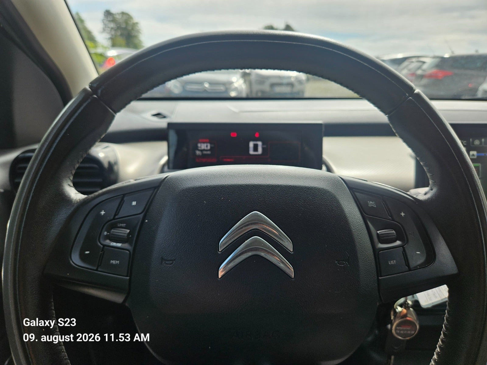 Grå Citroën C4 Cactus fra 2016