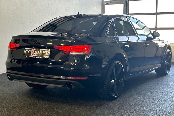 Sort Audi A4 fra 2018
