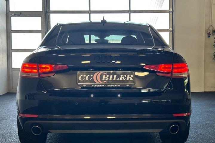 Sort Audi A4 fra 2018