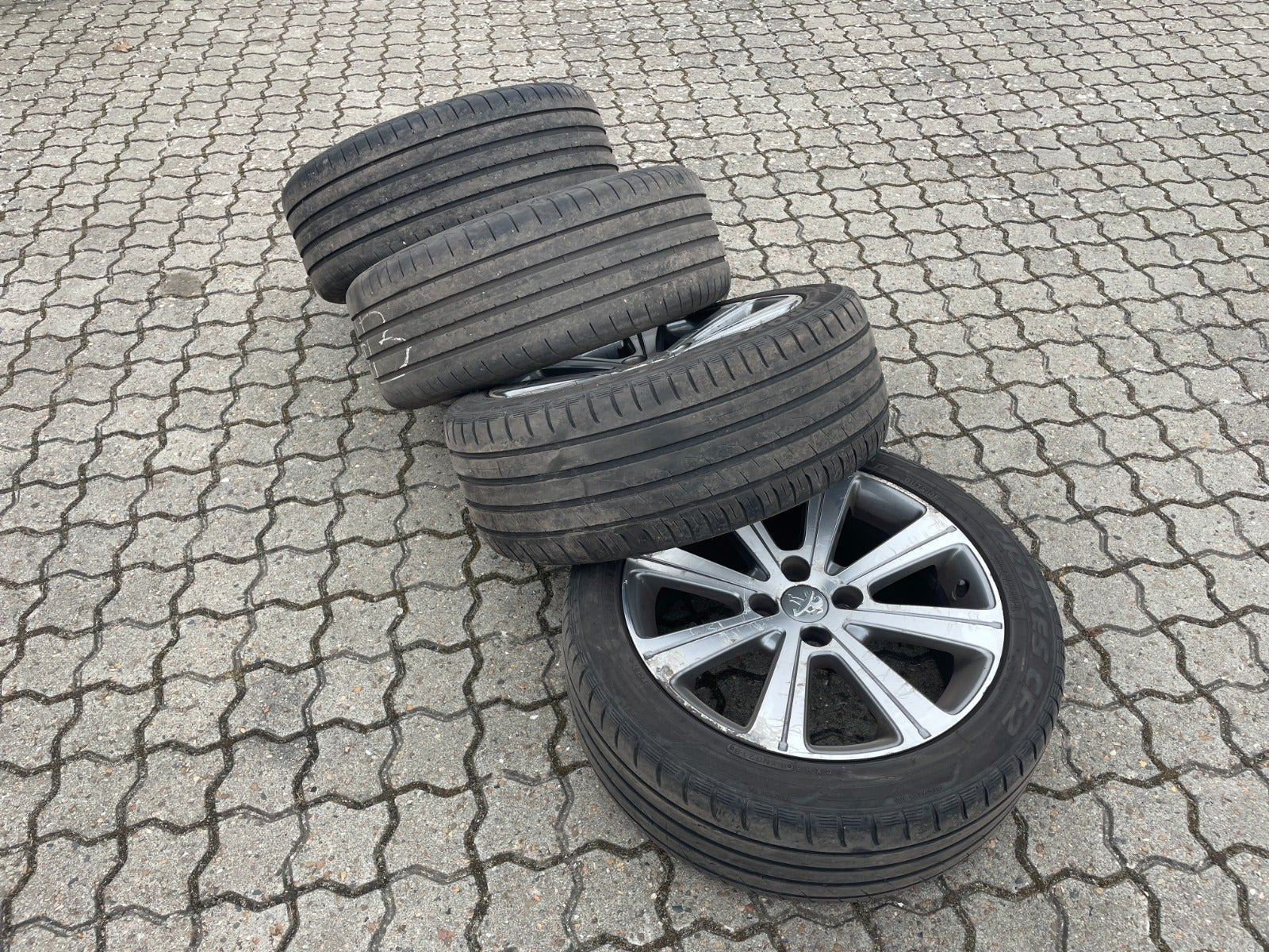 Hvid Peugeot 308 fra 2010
