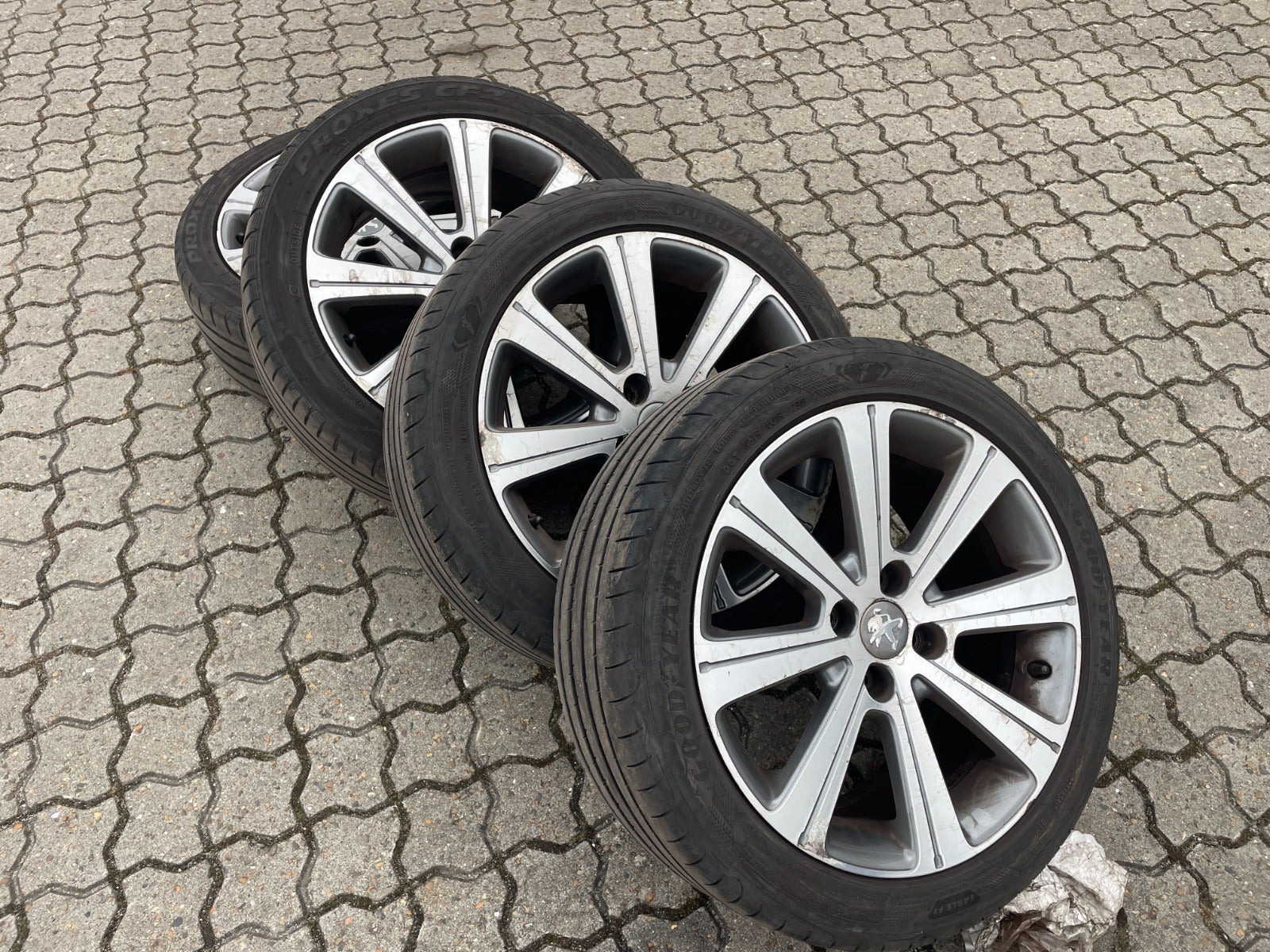 Hvid Peugeot 308 fra 2010