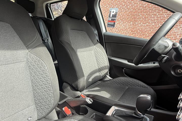 Hvid Renault Clio fra 2021