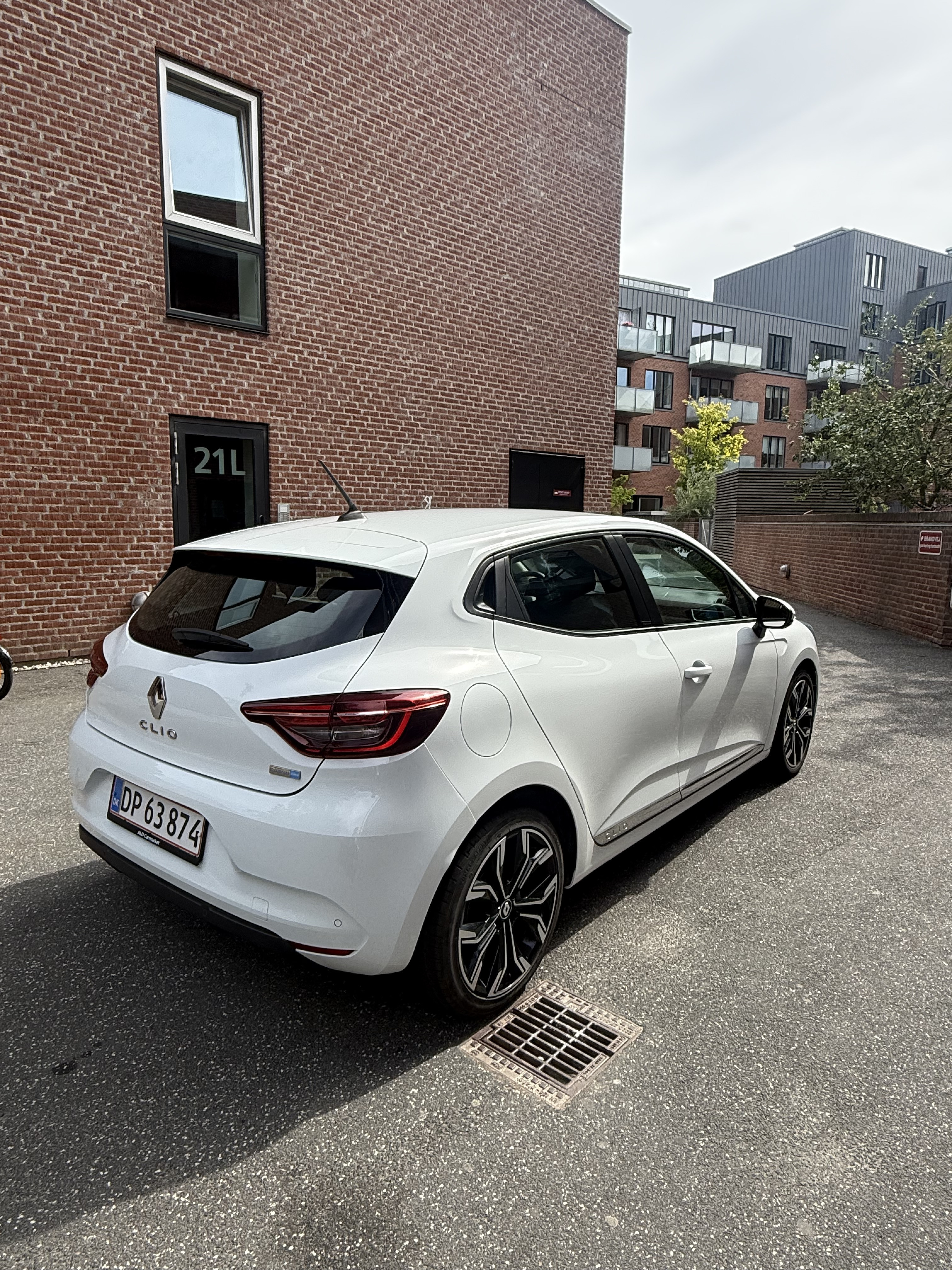 Hvid Renault Clio fra 2021