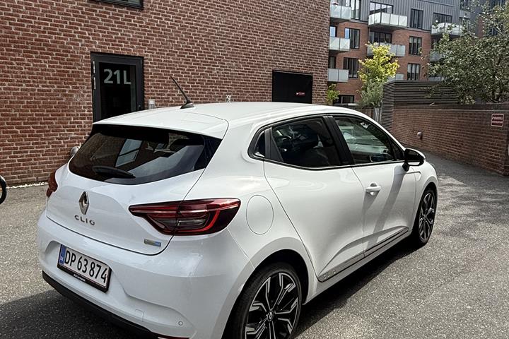 Hvid Renault Clio fra 2021