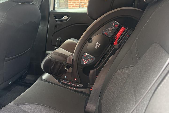 Hvid Renault Clio fra 2021