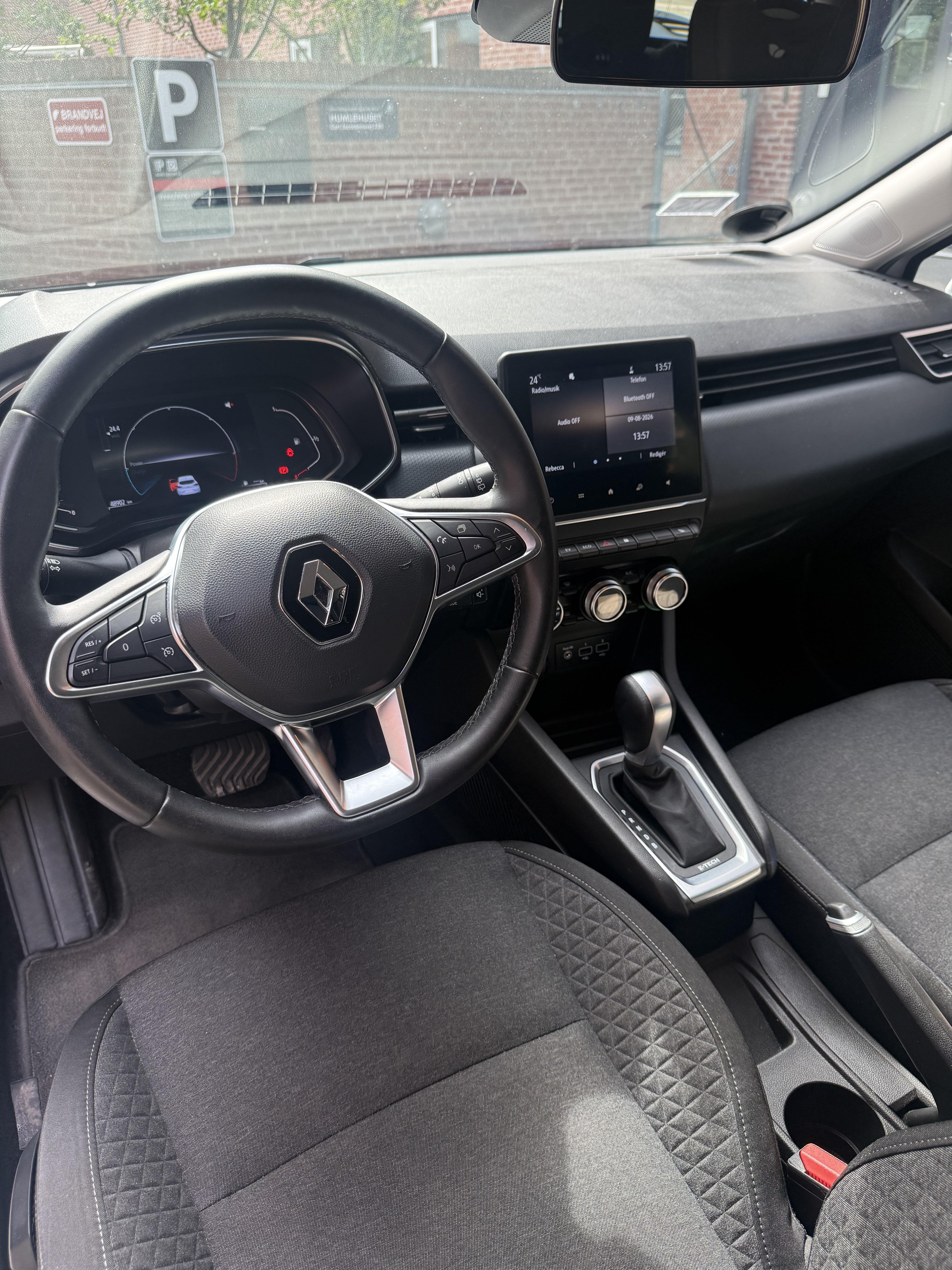 Hvid Renault Clio fra 2021