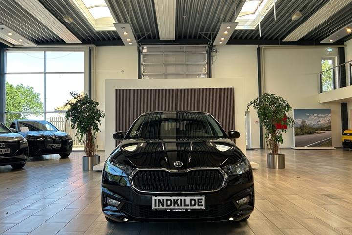 Sort Skoda Fabia fra 2023