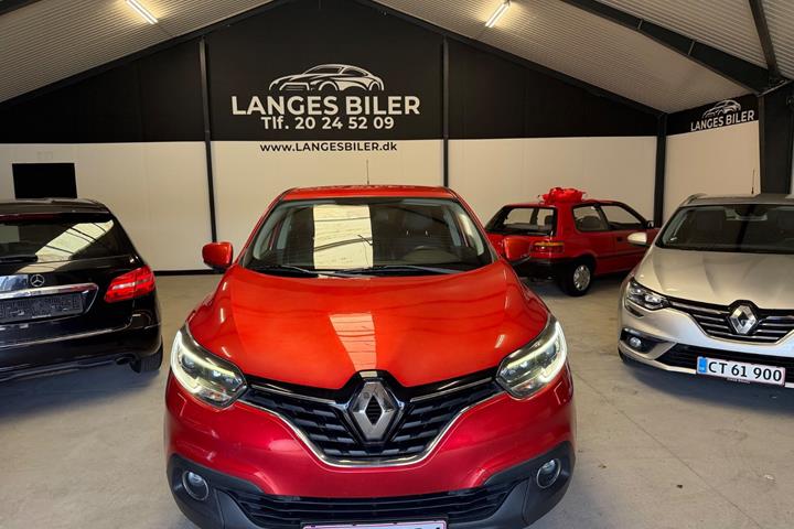 Rød Renault Kadjar fra 2016