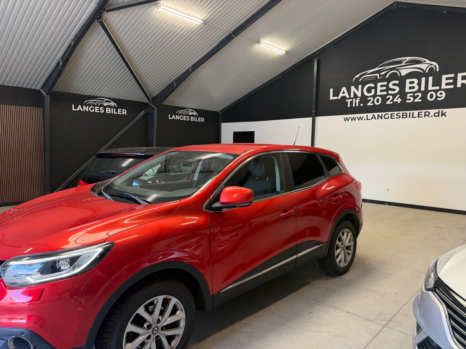 Rød Renault Kadjar fra 2016