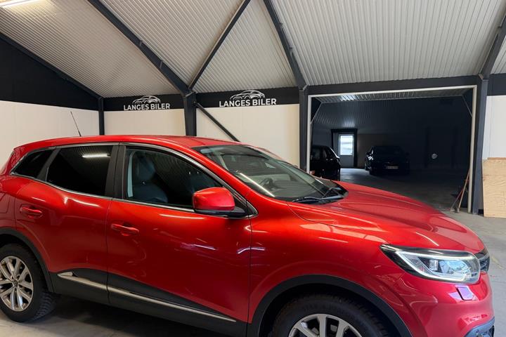 Rød Renault Kadjar fra 2016