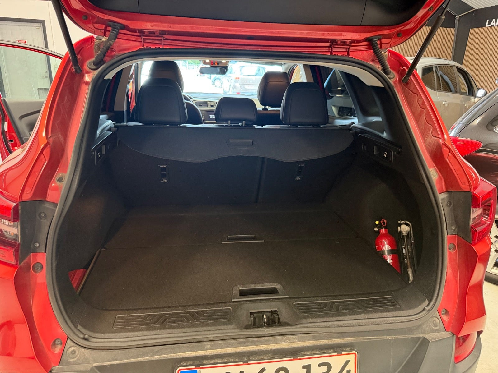 Rød Renault Kadjar fra 2016