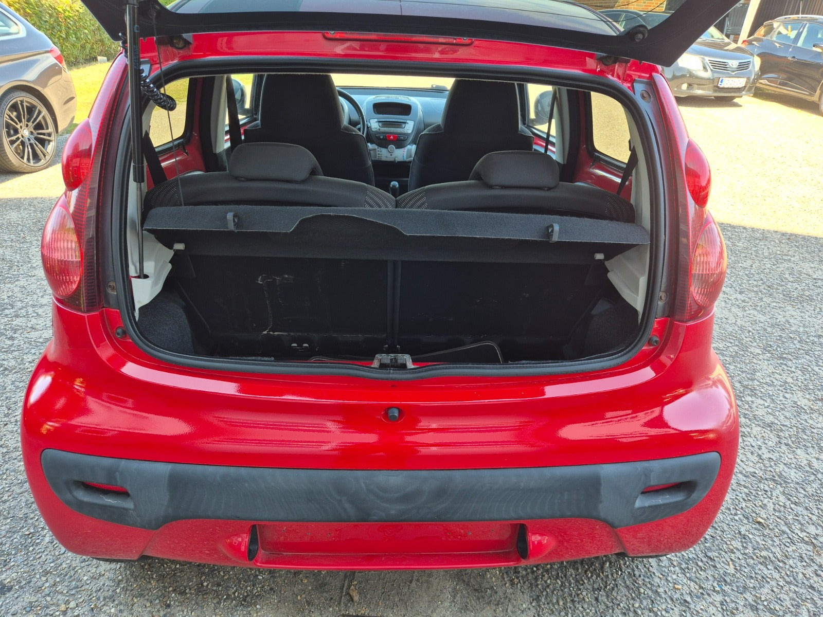 Grøn Peugeot 107 fra 2007