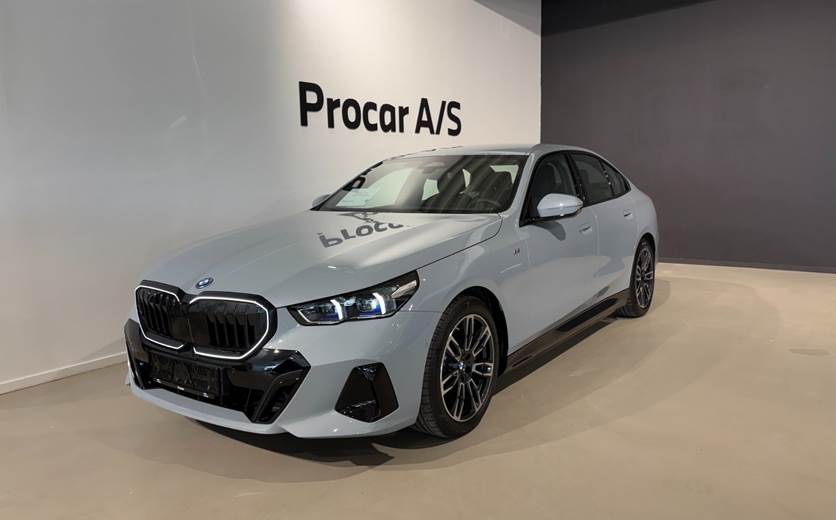 BMW i5 eDrive40 M-Sport