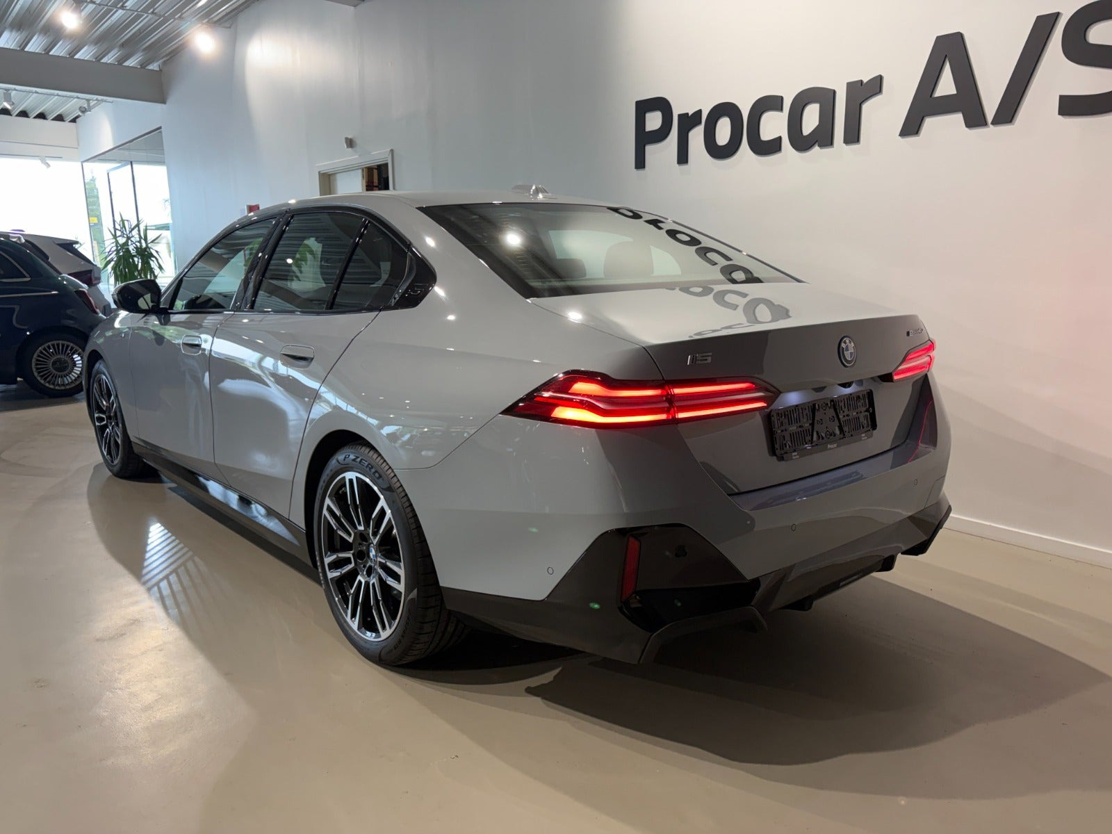 undefined BMW i5 fra 2025