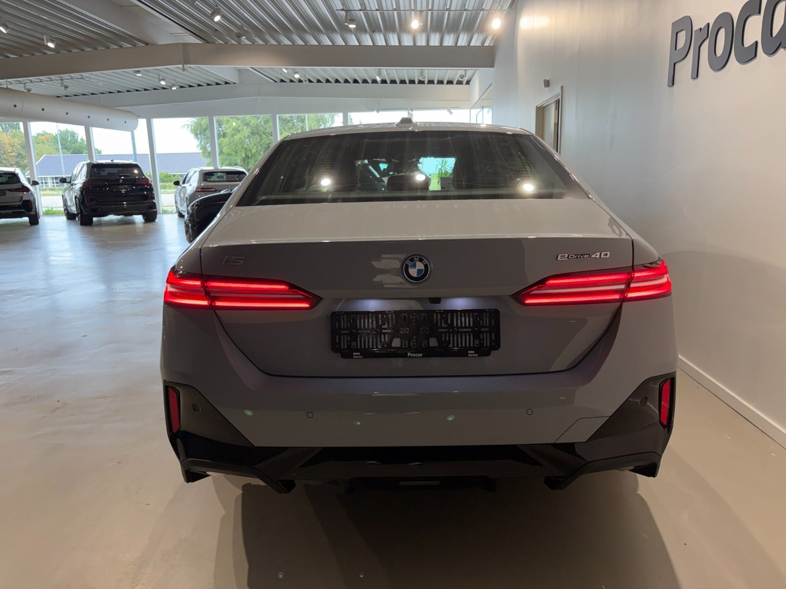 undefined BMW i5 fra 2025