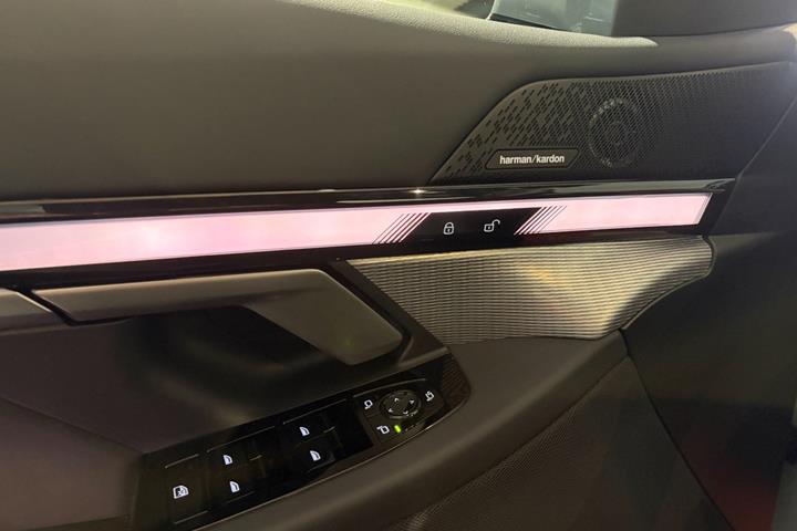 undefined BMW i5 fra 2025