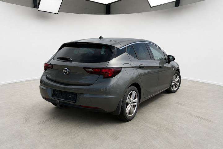 Sort Opel Astra fra 2020