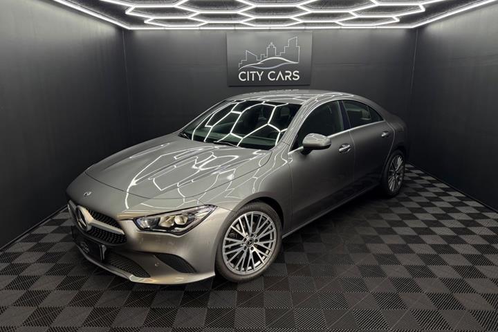 Grå Mercedes CLA200 fra 2019