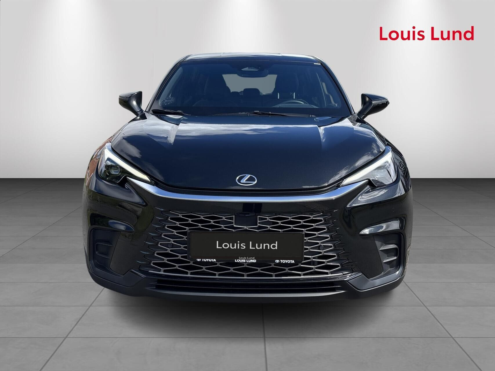 Sort Lexus LBX fra 2024