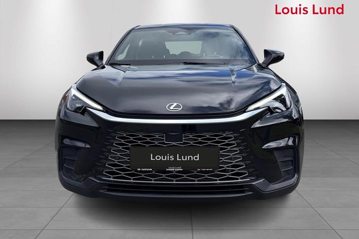 Sort Lexus LBX fra 2024